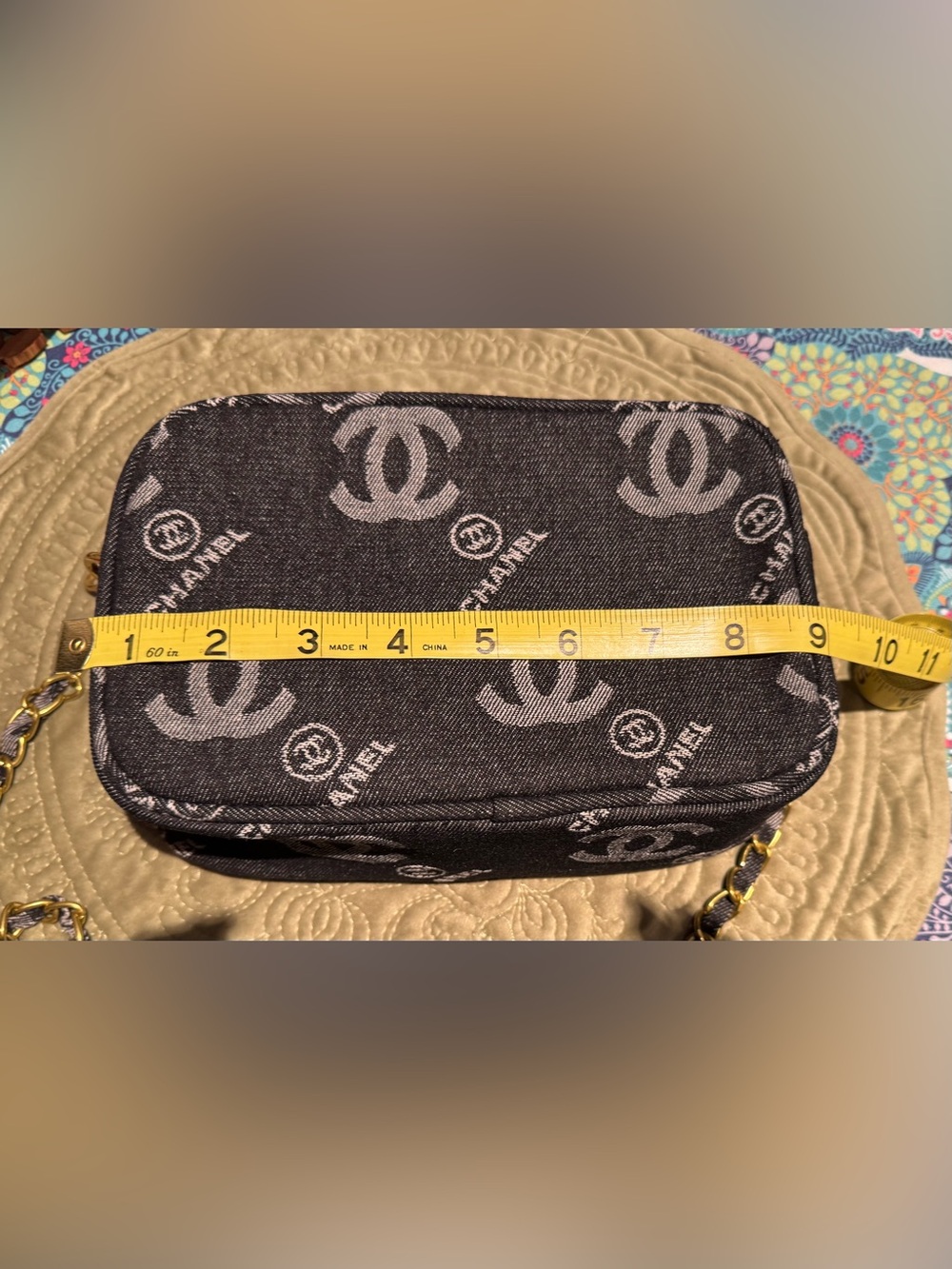 GWP-Chanel beauty Black and Gray Crossbody Bag with Gold Chain - Picture 3 of 8